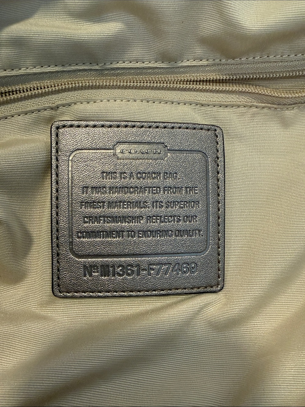 ❤️ WEEKEND SALE Coach Getaway Signature Nylon Duffle Shoulder Bag - Picture 6 of 9